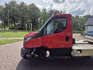 Iveco Daily 3.0 40c 180PK AUTOMAAT picture 4