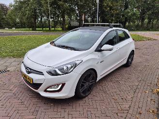 Schadeauto Hyundai I-30 1.6 GDi i-Motion SCHADEVRIJ! 2014/8