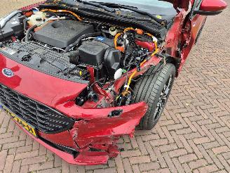 Ford Kuga 2.5 PHEV ST-LINE picture 6