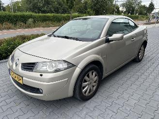 Unfallwagen Renault Mégane Coupé-Cabriolet 1.6-16V Tech Line 2006/4