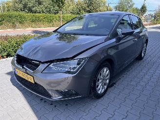krockskadad bil auto Seat Leon 1.0 EcoTSI Style Connect 2016/11
