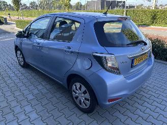 Toyota Yaris 1.5 Hybride Aspiration. Navi Camera cruise Clima picture 4