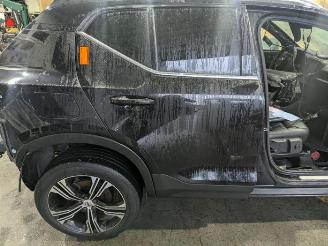 Vrakbiler auto Volvo XC40 XC40 (XZ), SUV, 2017 1.5 T4 Plug-in Hybrid 12V 2020/0