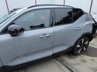 Salvage car Volvo EX40 EX40 (XZ), SUV, 2024 Single Motor 70 kWh 2024/10