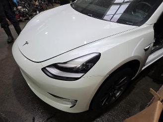 Tesla Model 3 Model 3, Sedan, 2017 Long Range AWD 75 kWh picture 6
