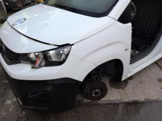 Peugeot Partner Partner (EA//EF/EN/EU), Van, 2018 1.5 BlueHDi 100 picture 3