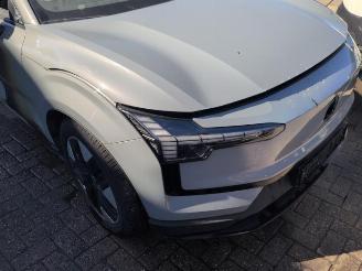 demontáž osobní automobily Volvo EX30 EX30, SUV, 2023 Single Motor Extended Range 69 kWh 2024/6