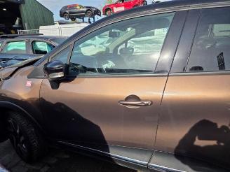  Renault Captur Captur (2R), SUV, 2013 1.2 TCE 16V EDC 2015/5