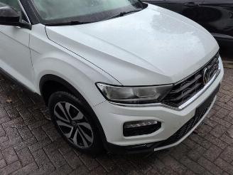 Salvage car Volkswagen T-Roc T-Roc I, SUV, 2017 1.5 TSI 16V 2021/6