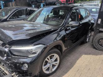 Vrakbiler auto BMW X1 X1 (F48), SUV, 2014 / 2022 sDrive 18i 1.5 12V TwinPower Turbo 2017/10