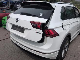 Volkswagen Tiguan Tiguan (AD1), SUV, 2016 / 2024 2.0 TSI 16V 4Motion picture 4