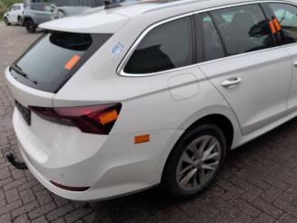 Skoda Octavia Octavia Combi (NXAC), Combi 5-drs, 2019 1.0 TSI 12V picture 5