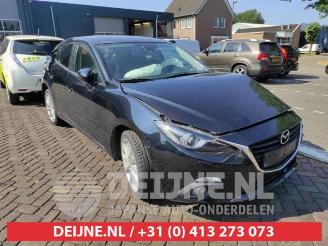 rozbiórka samochody osobowe Mazda 3 3 (BM/BN), Hatchback, 2013 / 2019 2.2 SkyActiv-D 150 16V 2015/10
