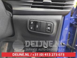 Hyundai I-20 i20 (BC3), Hatchback 5-drs, 2020 1.0 T-GDI 100 Mild Hybrid 48V 12V picture 12