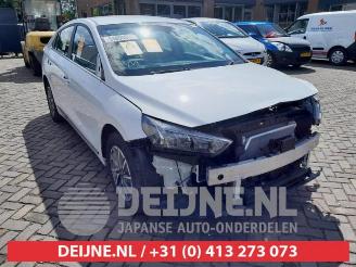 Vrakbiler auto Hyundai Ioniq Ioniq, Liftback, 2016 / 2022 Electric 2022/2