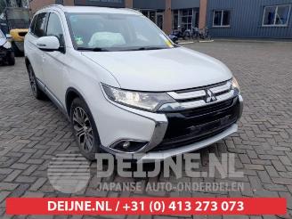 Salvage car Mitsubishi Outlander Outlander (GF/GG), SUV, 2012 / 2022 2.2 DI-D 16V Clear Tec 4x4 2017