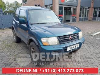 demontáž osobní automobily Mitsubishi Pajero Pajero Hardtop (V2/4/6/7), Terreinwagen, 2000 / 2006 3.2 DI-D 16V 2001/6
