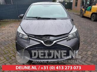 Toyota Yaris Yaris III (P13), Hatchback, 2010 / 2020 1.33 16V Dual VVT-I picture 2