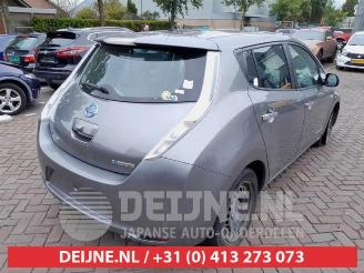 Nissan Leaf Leaf (ZE0), Hatchback, 2010 / 2017 Leaf picture 7