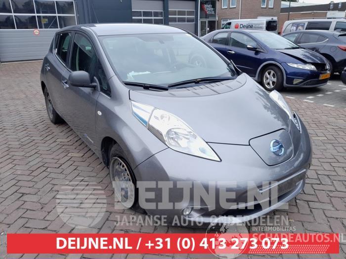 Nissan Leaf Leaf (ZE0), Hatchback, 2010 / 2017 Leaf