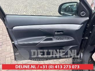 Mitsubishi Outlander Outlander (GF/GG), SUV, 2012 / 2022 2.0 16V PHEV 4x4 picture 23