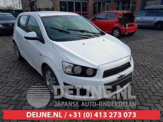 Auto da rottamare Chevrolet Aveo Aveo, Hatchback, 2011 / 2015 1.4 16V 2011/4