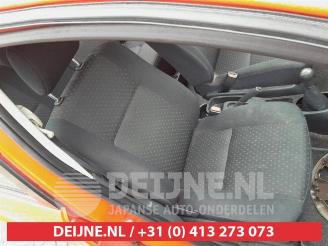 Daihatsu Sirion Sirion 2 (M3), Hatchback, 2005 1.0 12V DVVT picture 17