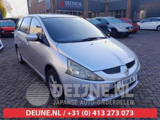 Vrakbiler auto Mitsubishi Grandis Grandis (NA), MPV, 2004 / 2010 2.4 16V MIVEC 2008/9