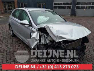 demontáž osobní automobily Hyundai I-30 i30 (PDEB5/PDEBB/PDEBD/PDEBE), Hatchback, 2016 1.6 CRDi 16V 2018/9