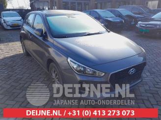 Auto da rottamare Hyundai I-30 i30 (PDEB5/PDEBB/PDEBD/PDEBE), Hatchback, 2016 1.0 T-GDI 12V 2018/5