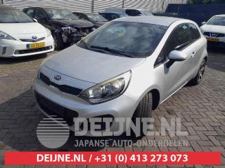 Kia Rio Rio III (UB), Hatchback, 2011 / 2017 1.4 CVVT 16V picture 3
