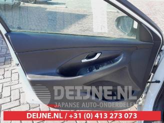 Hyundai I-30 i30 (PDEB5/PDEBB/PDEBD/PDEBE), Hatchback, 2016 1.0 T-GDI 12V picture 11