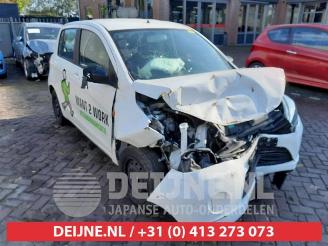 Coche siniestrado Suzuki Celerio Celerio (LF), Hatchback 5-drs, 2014 1.0 12V Dualjet 2019/9