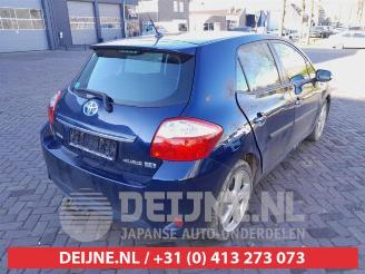 Toyota Auris Auris (E15), Hatchback, 2006 / 2012 1.8 16V HSD Full Hybrid picture 7