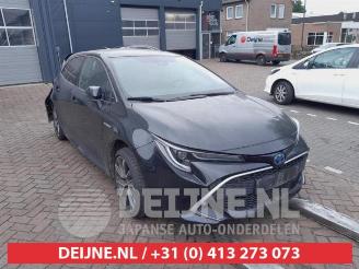 Vrakbiler auto Toyota Corolla Corolla (E21/EA1/EH1), Hatchback 5-drs, 2018 1.8 16V Hybrid 2021/7