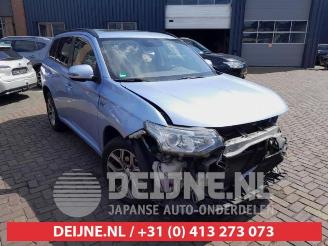 Auto da rottamare Mitsubishi Outlander Outlander (GF/GG), SUV, 2012 / 2022 2.0 16V PHEV 4x4 2013/11