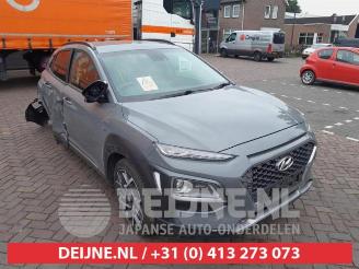 Salvage car Hyundai Kona Kona (OS), SUV, 2017 / 2023 1.6 GDi HEV 16V 2020