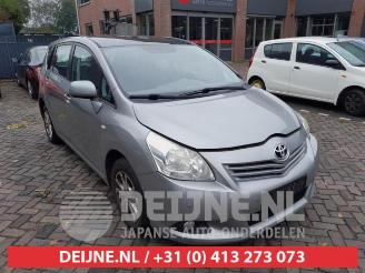 krockskadad bil auto Toyota Verso Verso, MPV, 2009 / 2018 1.8 16V VVT-i 2011/8