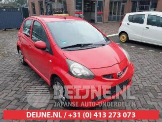 Salvage car Toyota Aygo Aygo (B10), Hatchback, 2005 / 2014 1.0 12V VVT-i 2006/3