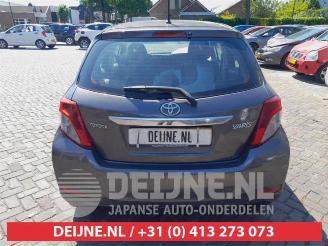 Toyota Yaris Yaris III (P13), Hatchback, 2010 / 2020 1.0 12V VVT-i picture 6