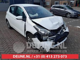 Uttjänta bilar auto Toyota Yaris Yaris III (P13), Hatchback, 2010 / 2020 1.0 12V VVT-i 2016/5