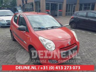 Coche siniestrado Suzuki Alto Alto, Hatchback 5-drs, 2009 1.0 12V 2011/9