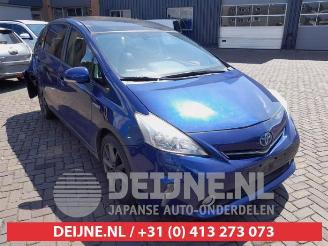 Salvage car Toyota Prius Plus Prius Plus (ZVW4), MPV, 2011 1.8 Hybrid 16V 2012/8