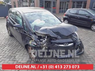 Salvage car Hyundai Ix20 iX20 (JC), SUV, 2010 / 2019 1.6i 16V 2011/11