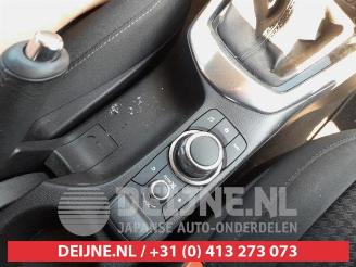 Mazda 2 2 (DJ/DL), Hatchback, 2014 1.5 SkyActiv-G 90 picture 17