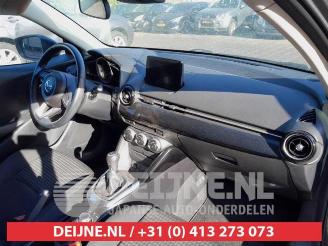 Mazda 2 2 (DJ/DL), Hatchback, 2014 1.5 SkyActiv-G 90 picture 13
