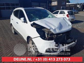 Autoverwertung Hyundai Ix35 iX35 (LM), SUV, 2009 / 2015 2.0 CRDi 16V 4x4 2010