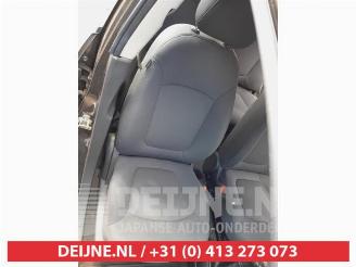 Chevrolet Spark Spark (M300), Hatchback, 2010 1.0 16V picture 16