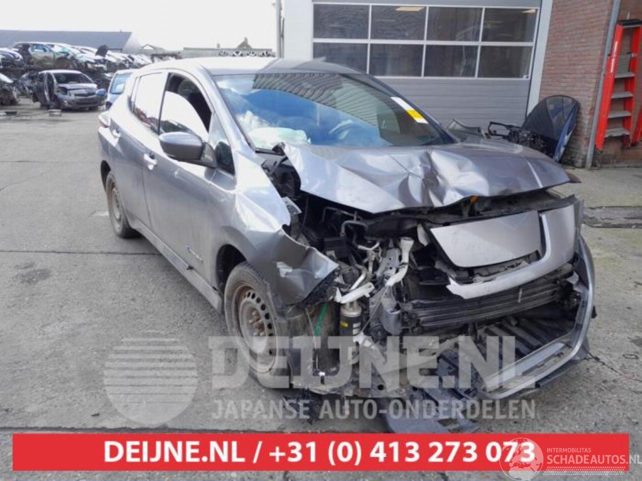 Nissan Leaf Leaf (ZE1), Hatchback, 2017 39/40kWh