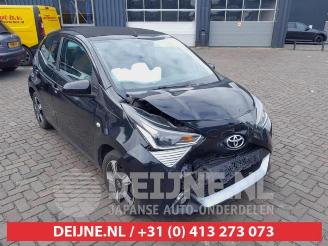 Salvage car Toyota Aygo Aygo (B40), Hatchback, 2014 1.0 12V VVT-i 2018/6